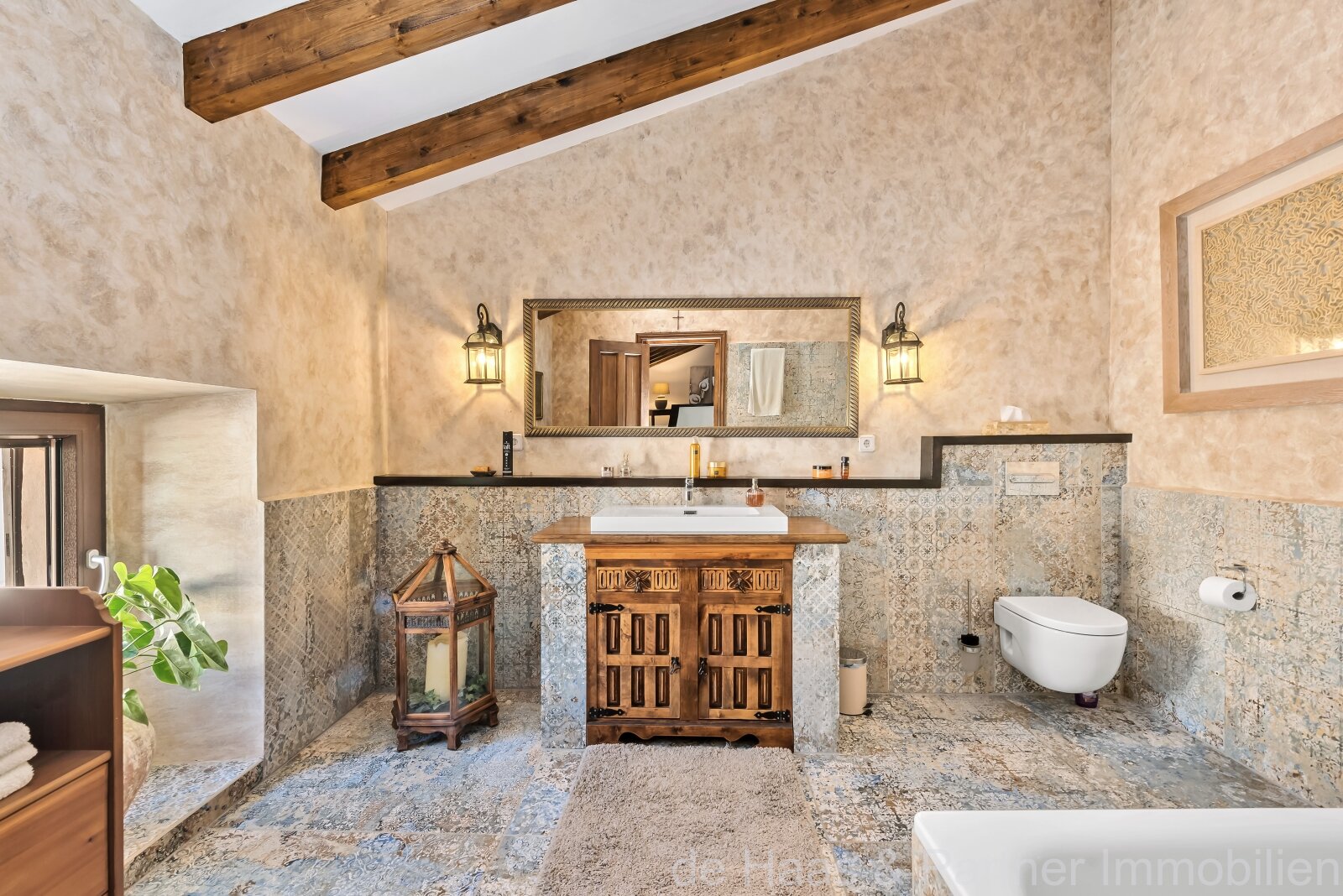 Modern refurbished townhouse with pool with Mallorcan flair in Capdepera