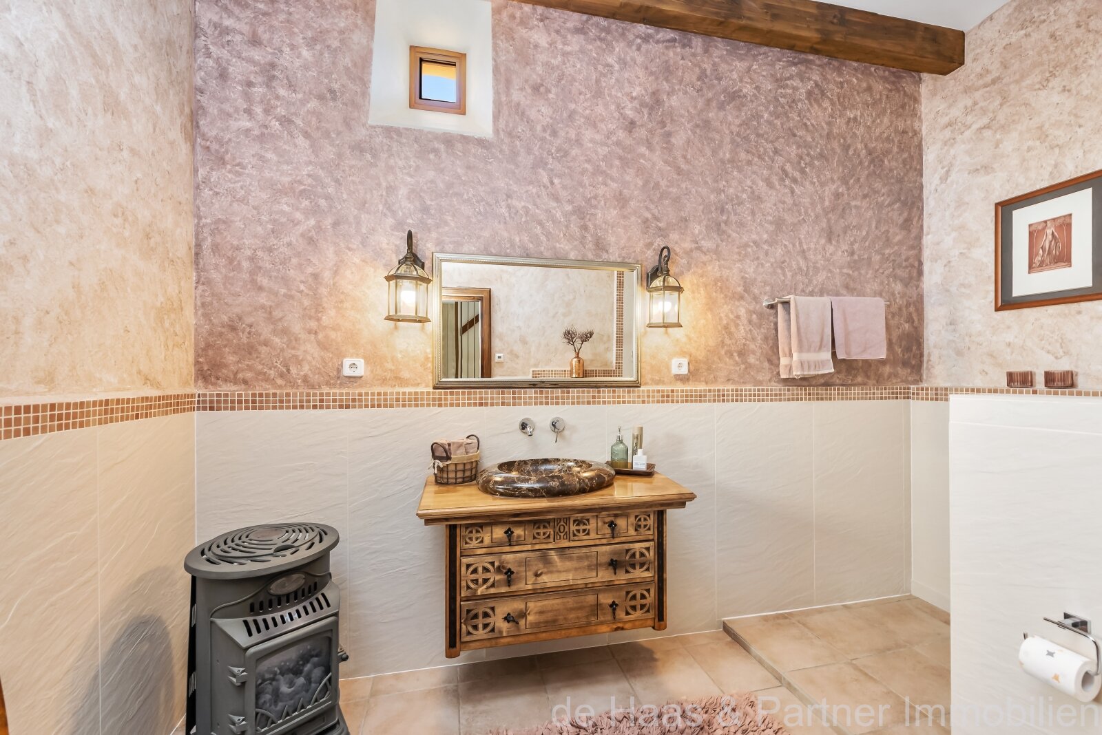 Modern refurbished townhouse with pool with Mallorcan flair in Capdepera