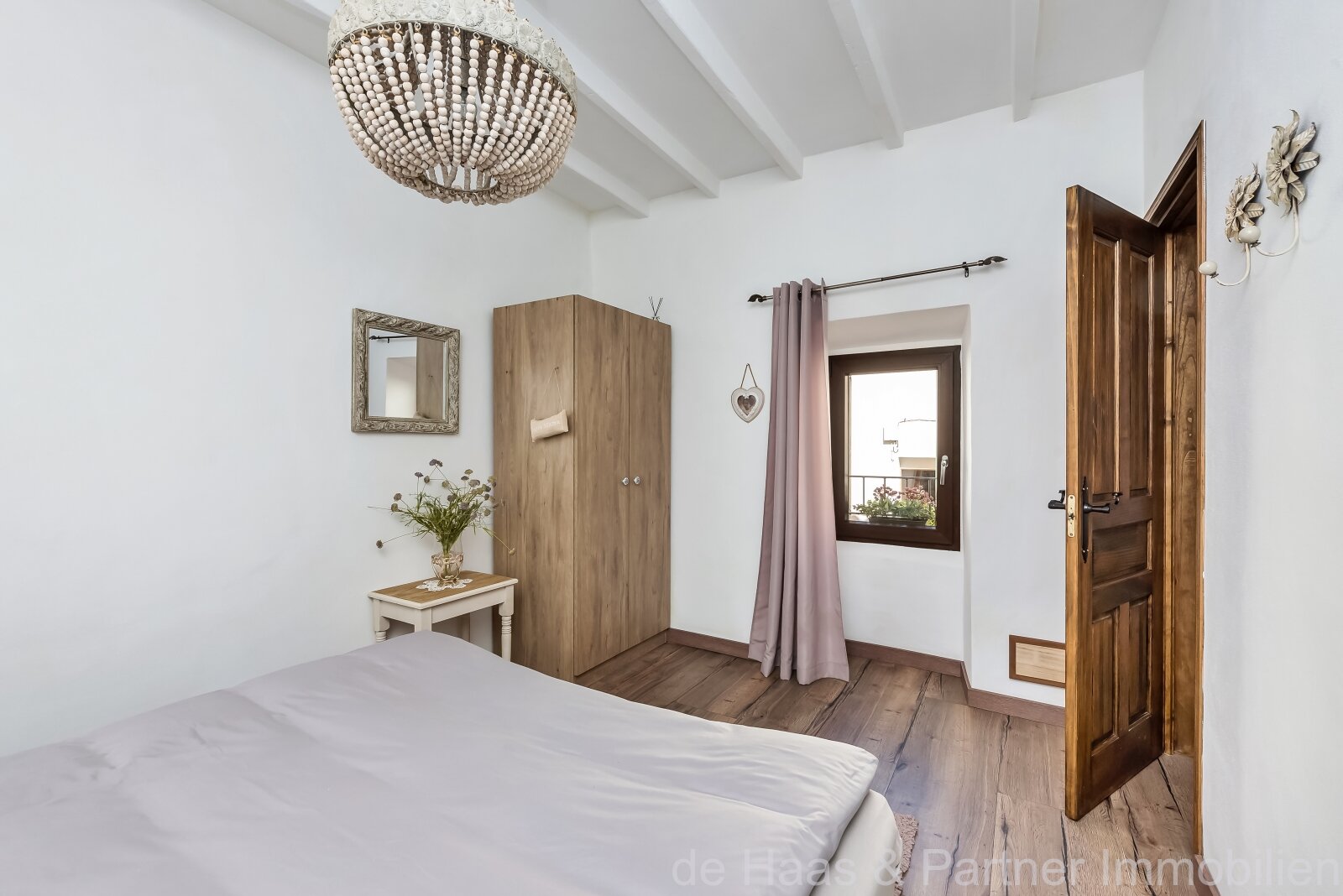 Modern refurbished townhouse with pool with Mallorcan flair in Capdepera