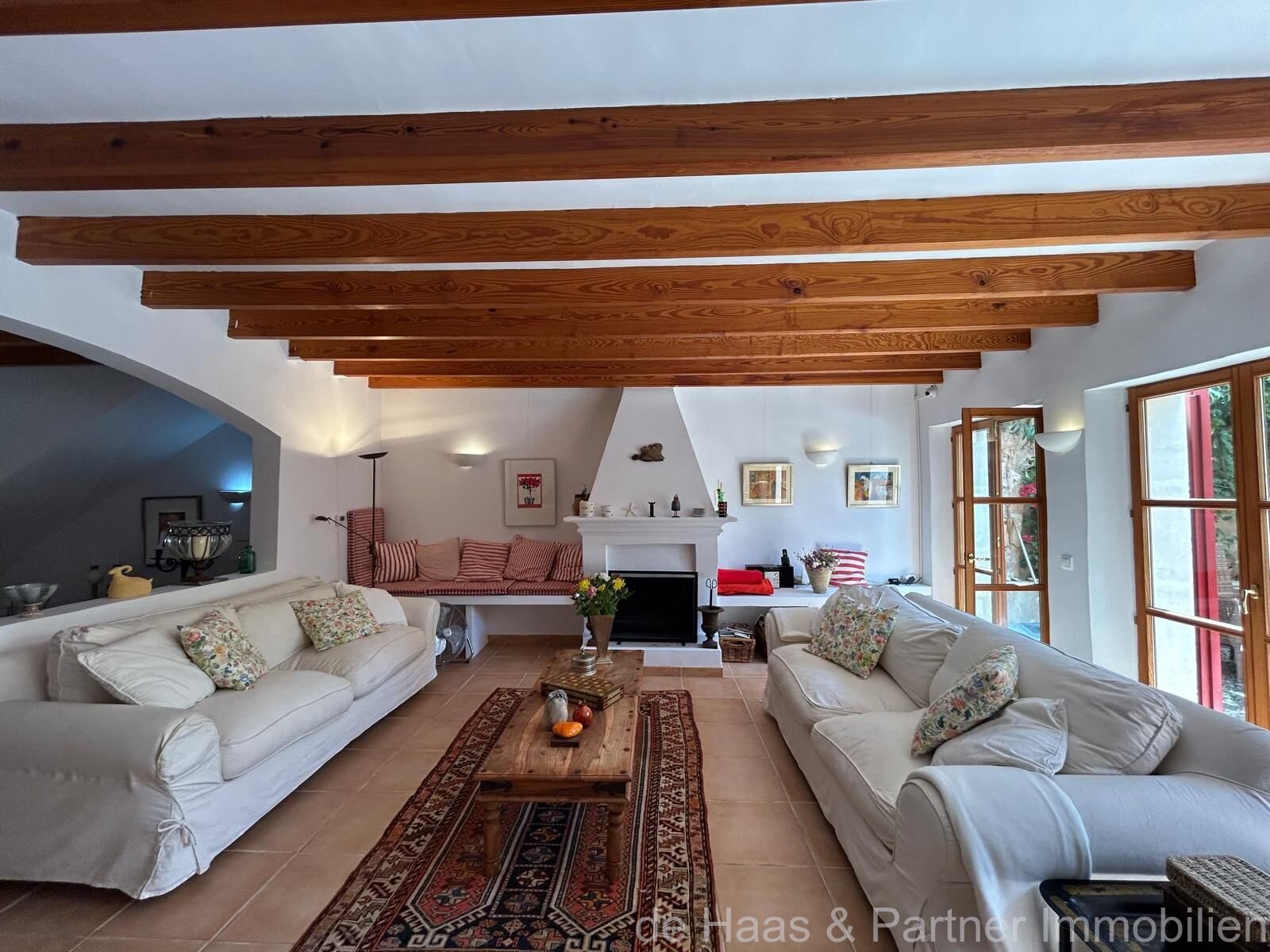 Townhouse with great patio, garage and roof terrace