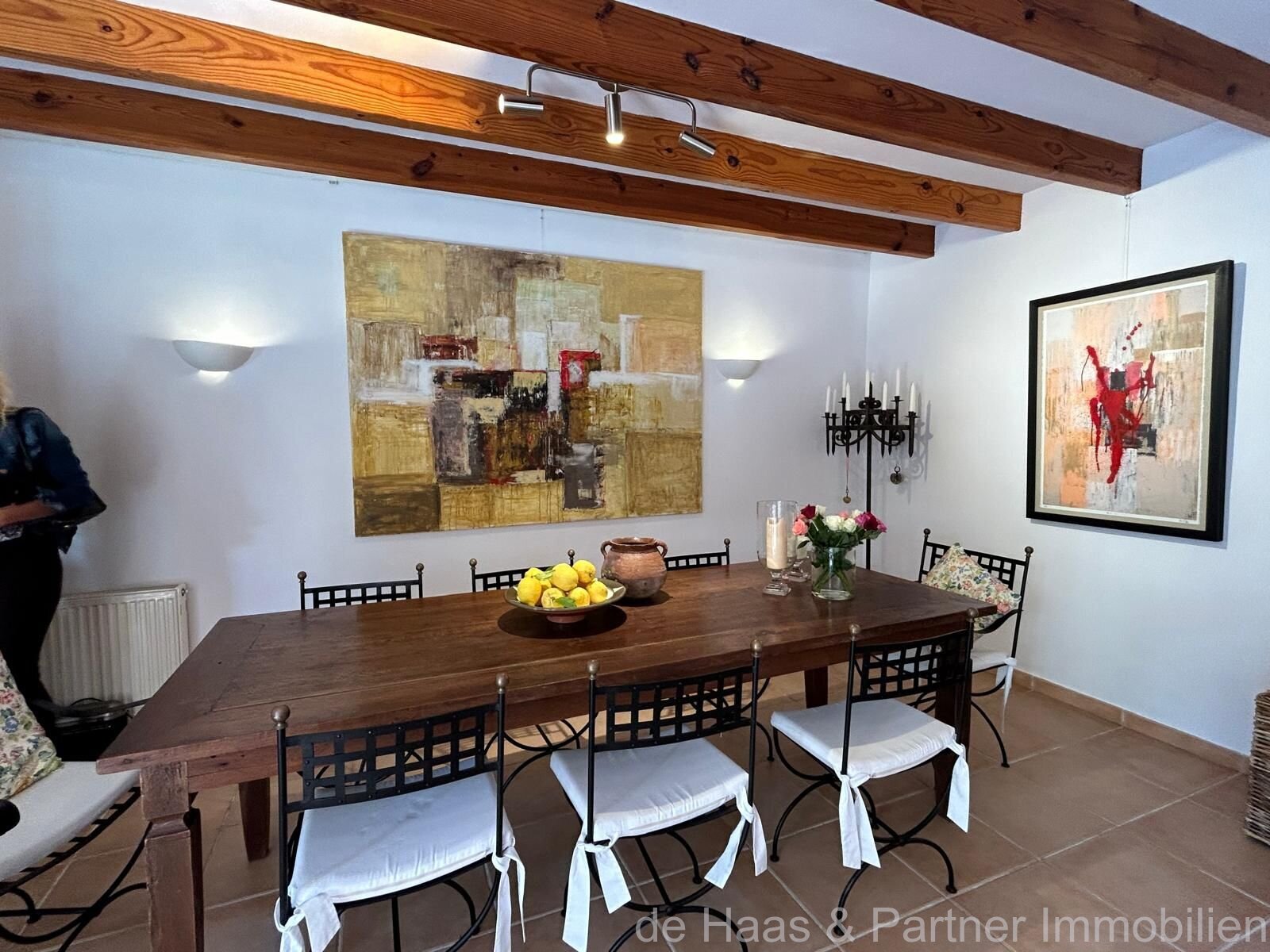 Townhouse with great patio, garage and roof terrace