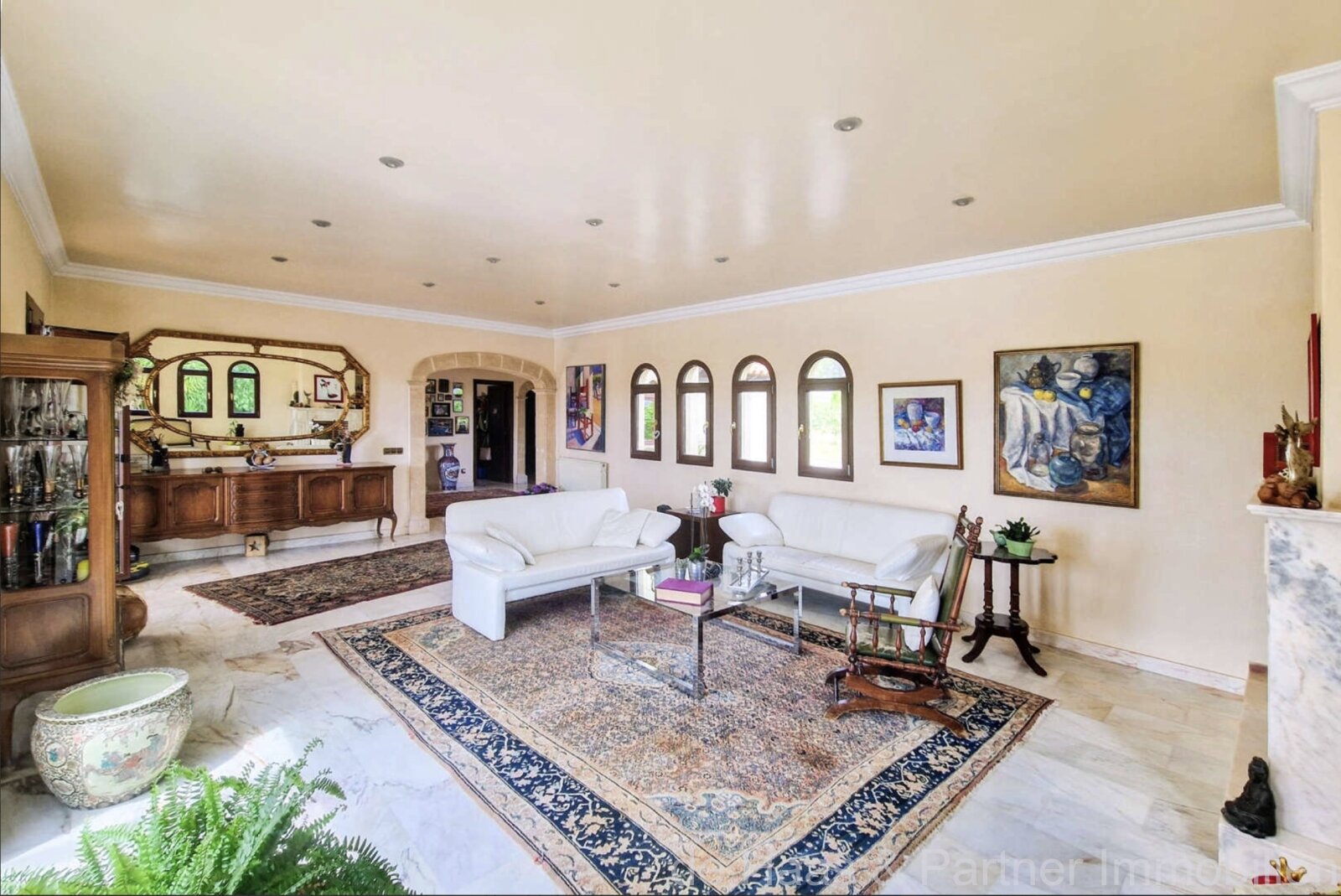 Finca villa within walking distance of the village with large pool and panoramic views