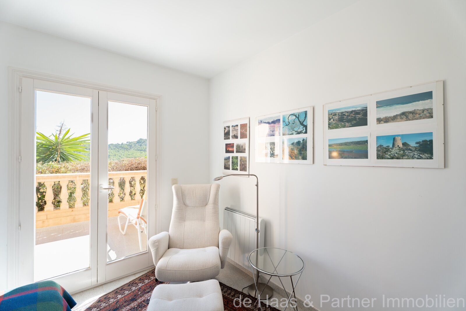 Bonito apartamento con vistas al mar y pequeño jardín