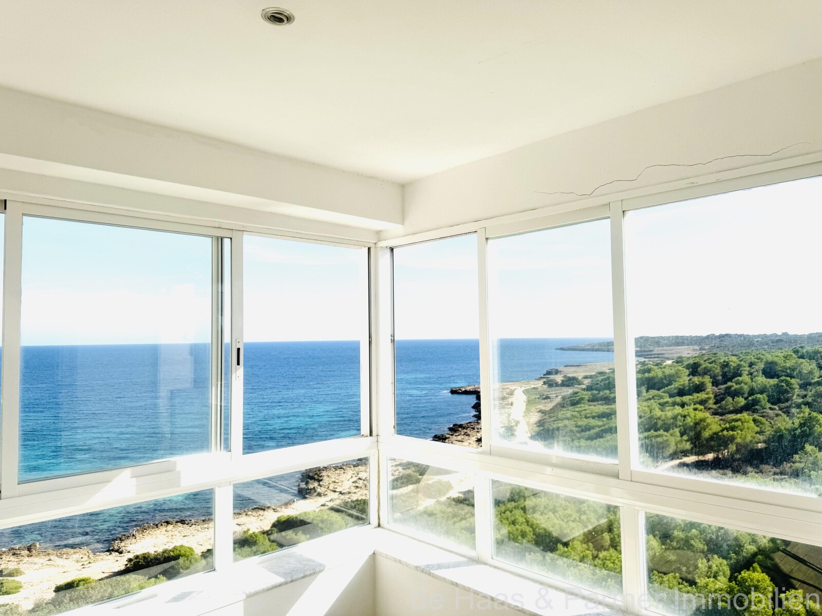 Elegante apartamento con fantásticas vistas al mar y panorámicas