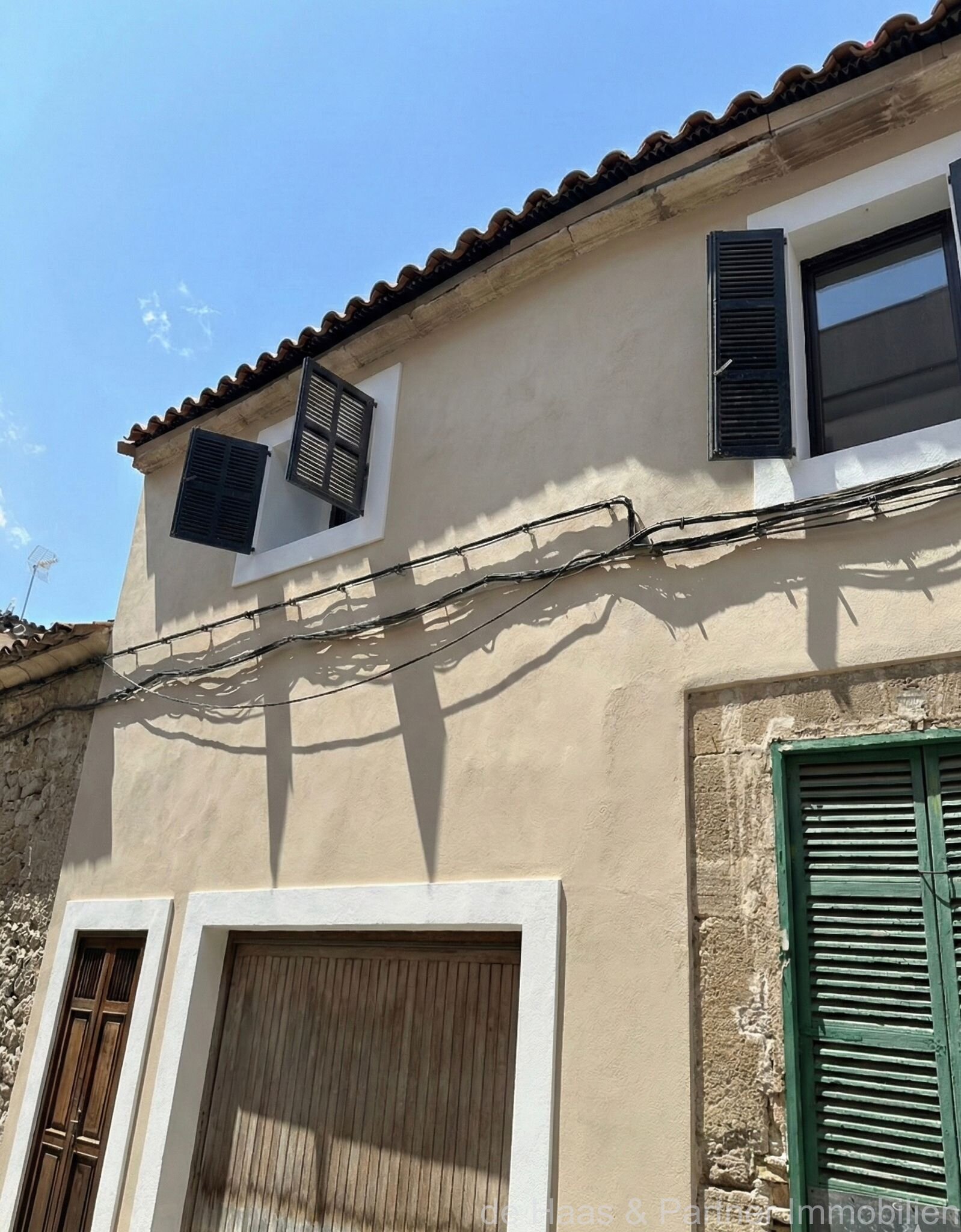 Estupendo piso en casa de pueblo tipo dúplex reformado con vistas a la iglesia