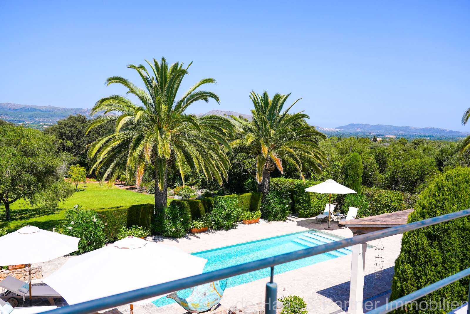 Preciosa finca en muy buena ubicación y con una gran zona exterior