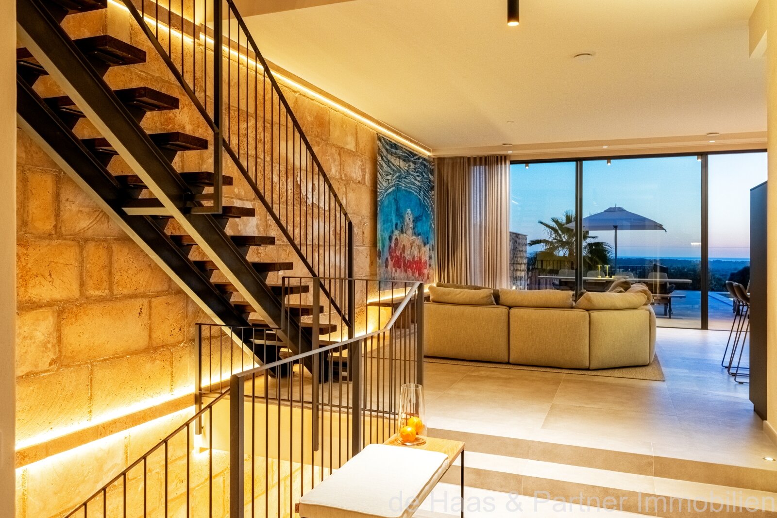 Casa adosada de lujo cerca de la playa de Es Trenc, con vistas panorámicas al mar y una calidad de construcción excepcional