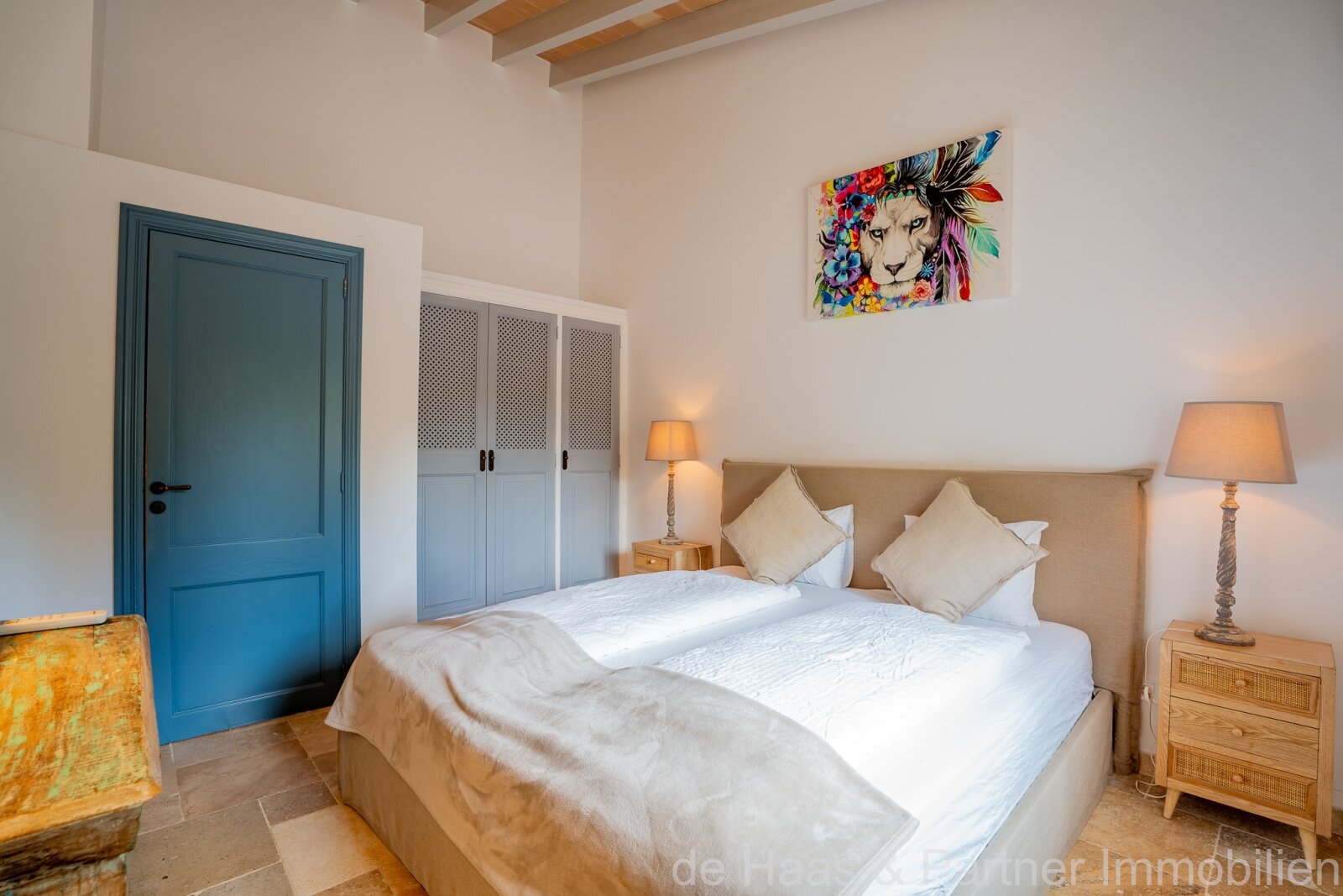 Finca mediterránea de piedra natural con licencia ETV, jardín idílico, piscina y vistas al mar