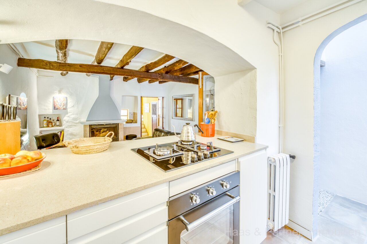 Casa individual con excelentes instalaciones y hermoso patio