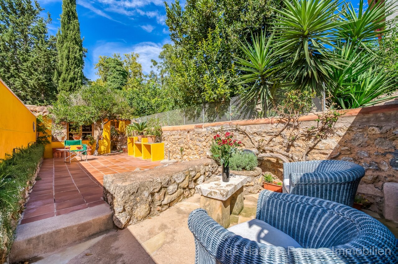 Casa individual con excelentes instalaciones y hermoso patio