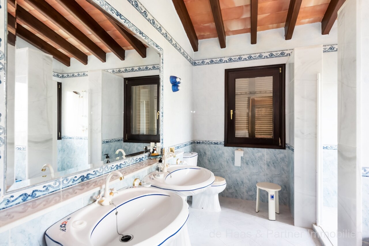 Mediterrane Villa mit atemberaubendem Meerblick