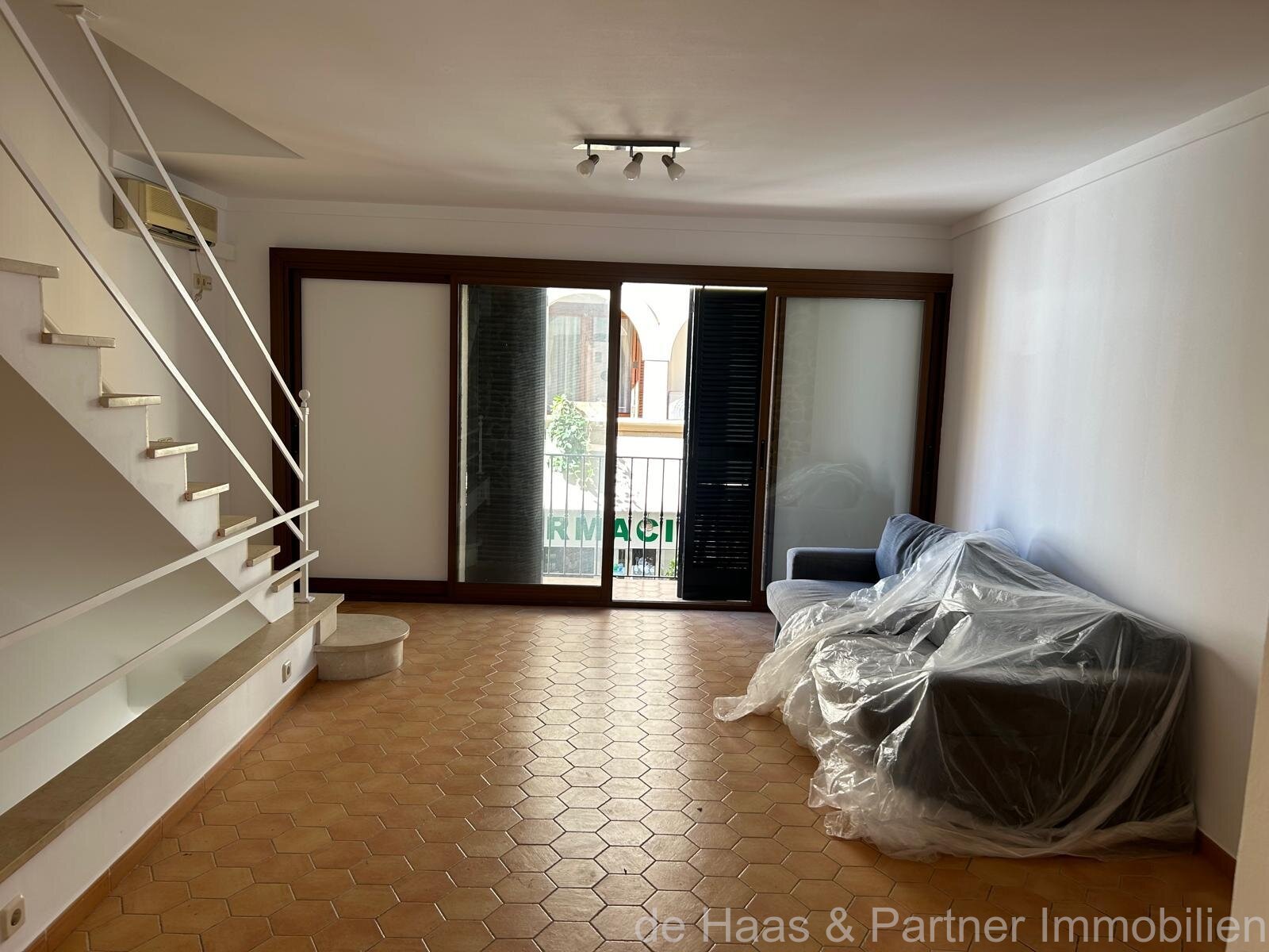 Piso duplex en el centro con bonita terraza