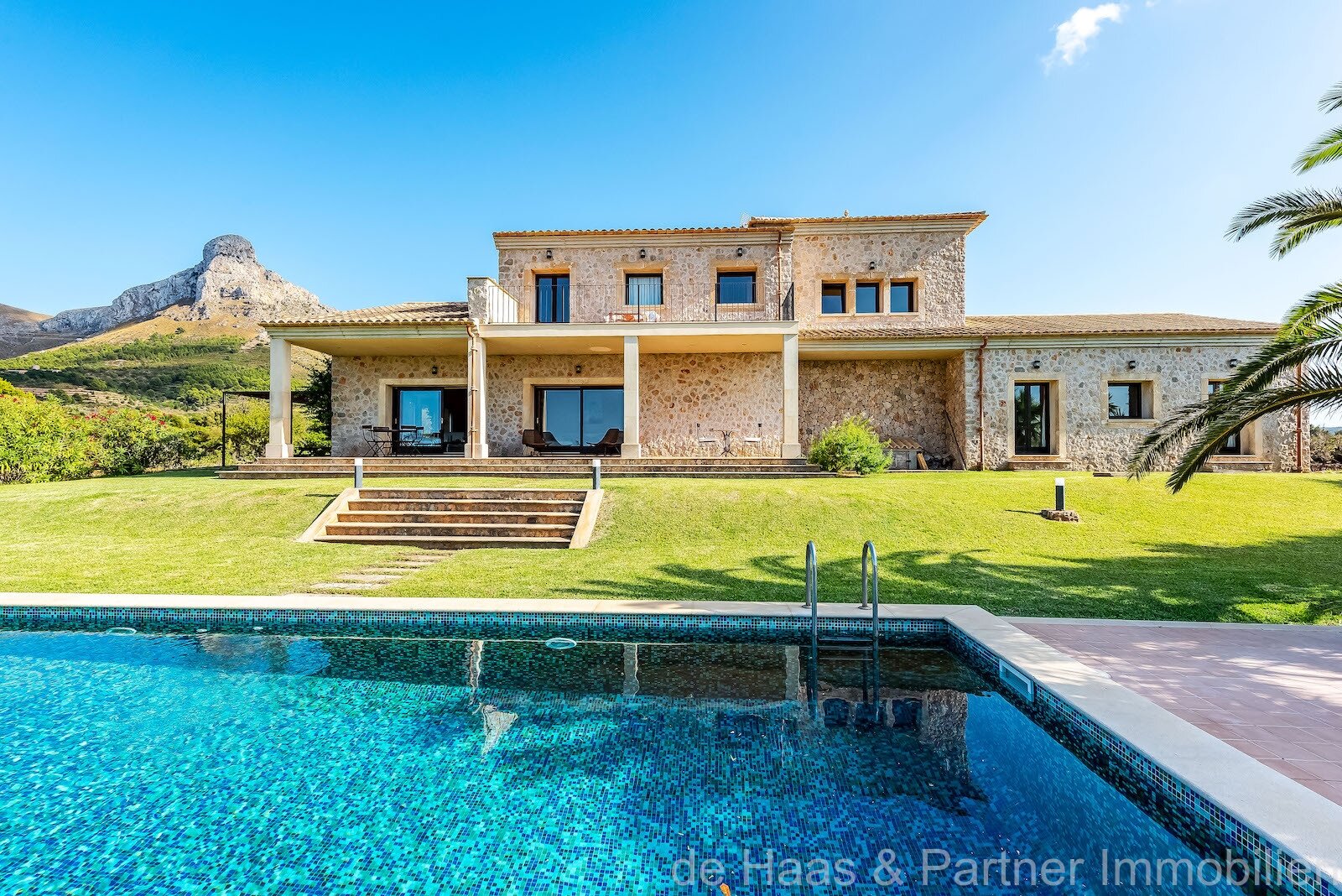 Finca con fantásticas vistas al mar y panorámicas hasta Alcudia