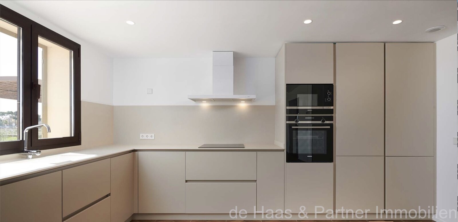 Finca con preciosas vistas al mar a la costa este