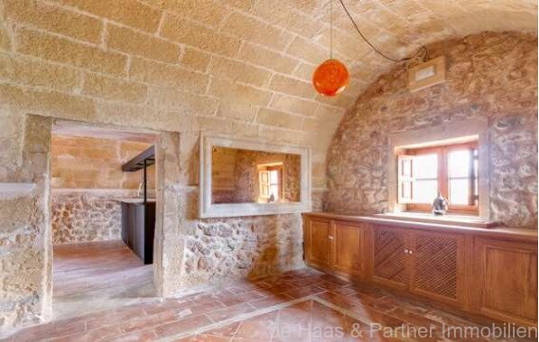 Molino histórico en ubicación céntrica con licencia de restaurante