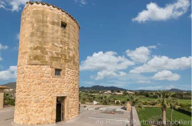 Molino histórico en ubicación céntrica con licencia de restaurante