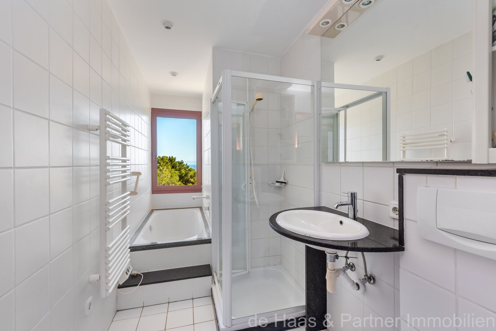 Encantador chalet con vistas al mar y sauna privada