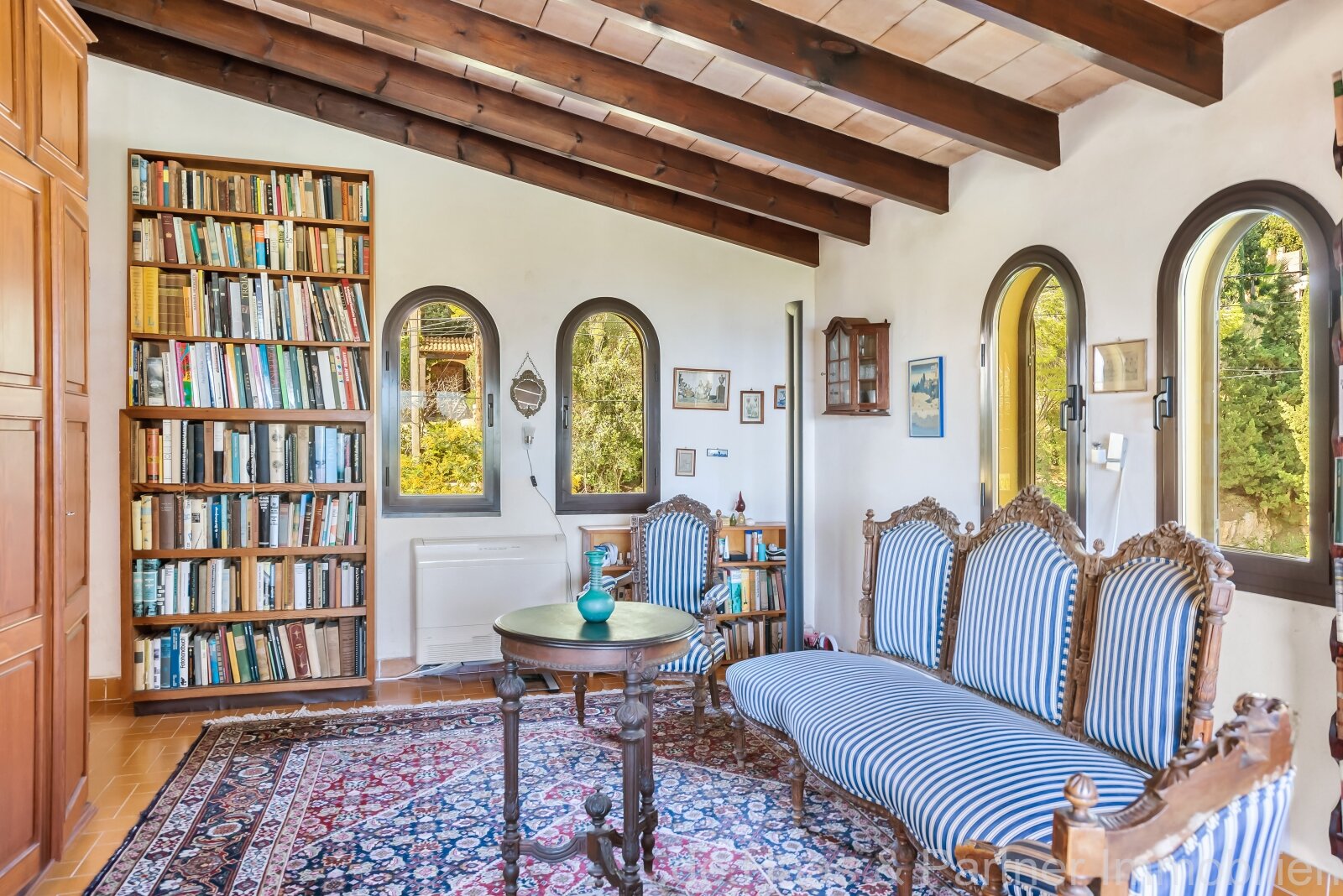 Encantador chalet con vistas al mar y sauna privada