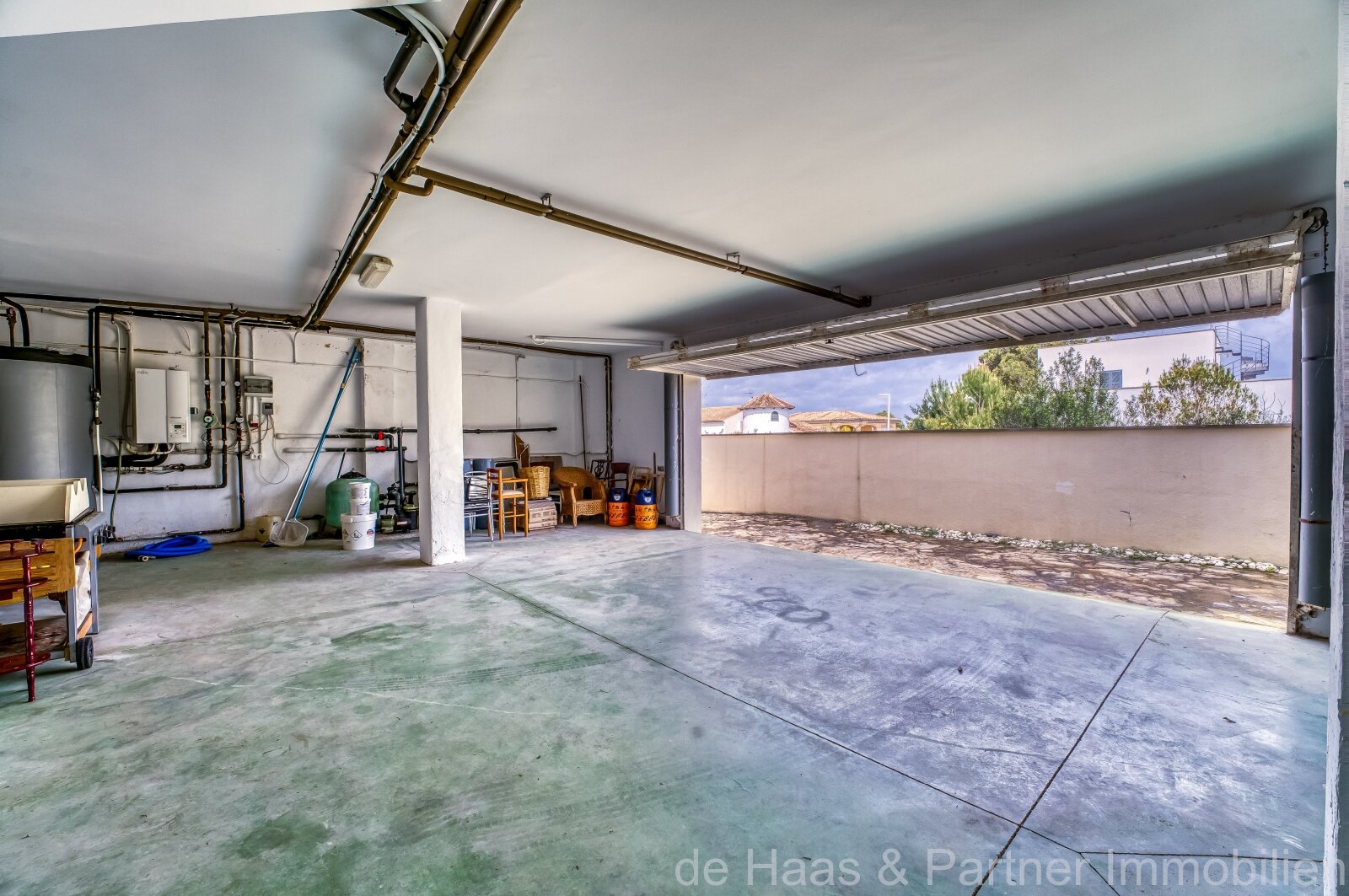 Encantador chalet cerca del mar y de la reserva natural con piscina