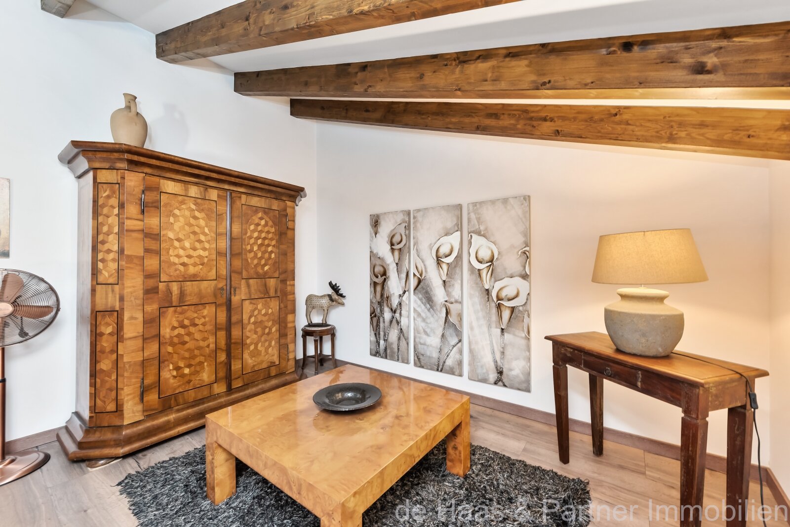 Moderno adosado reformado con piscina y estilo mallorquín en Capdepera 