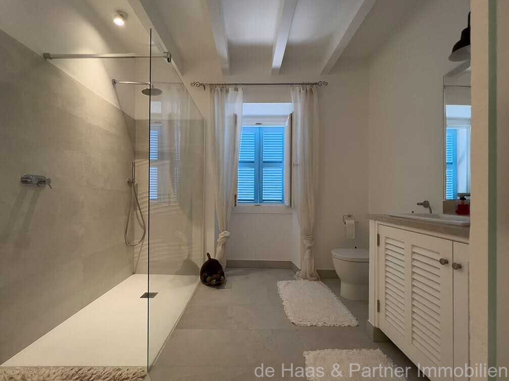 Extraordinaria casa de pueblo en perfecto estado y con licencia de alquiler