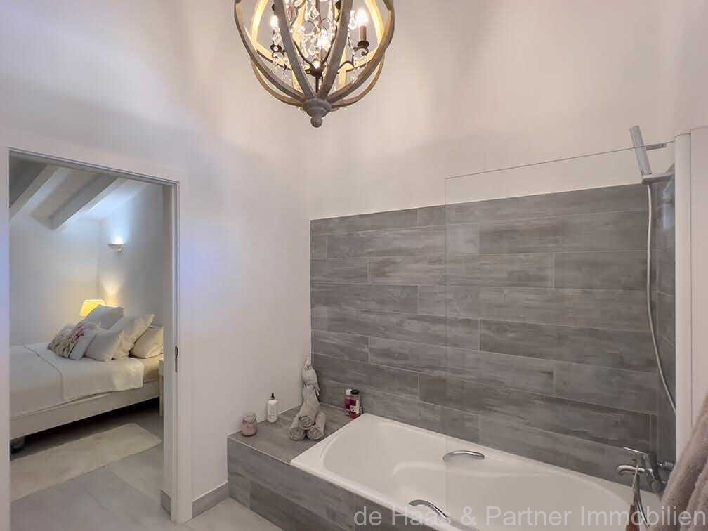 Extraordinaria casa de pueblo en perfecto estado y con licencia de alquiler