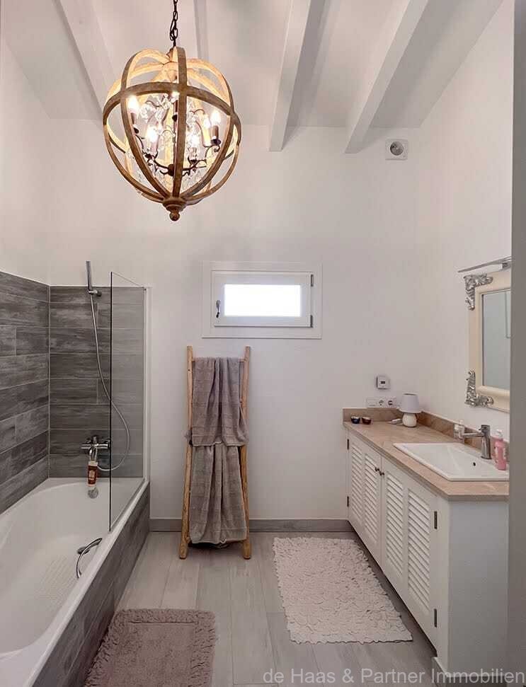 Extraordinaria casa de pueblo en perfecto estado y con licencia de alquiler