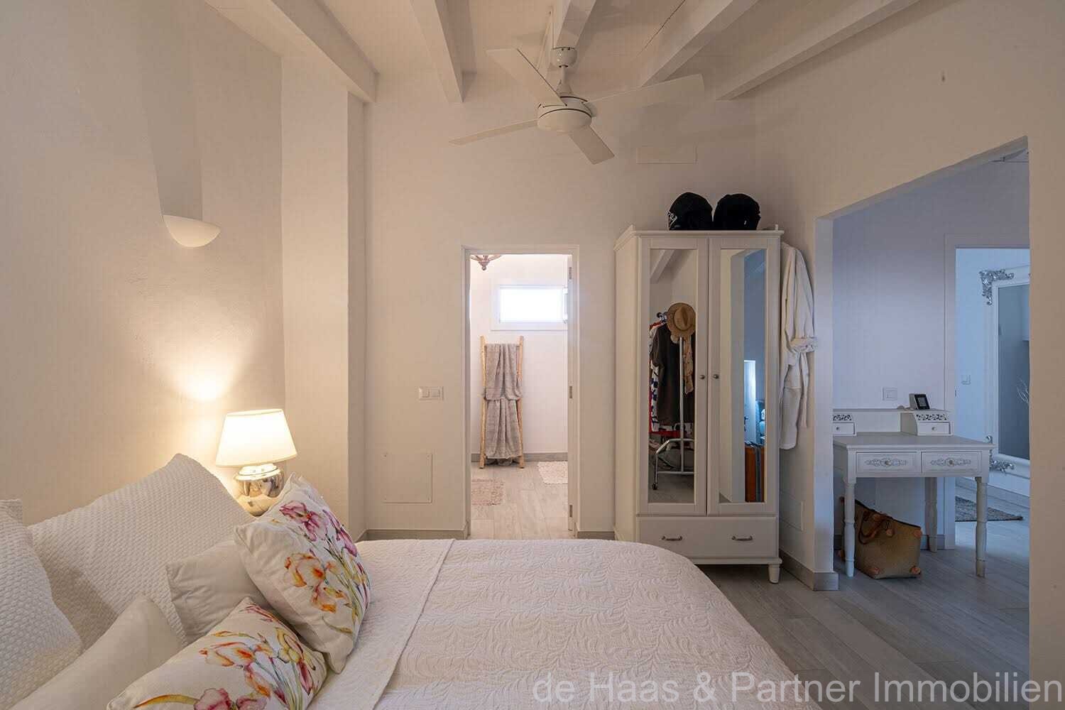 Extraordinaria casa de pueblo en perfecto estado y con licencia de alquiler