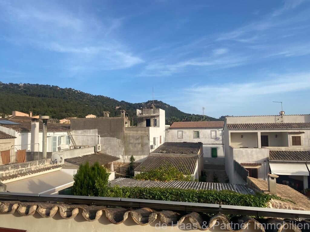 Casa de pueblo con un patio fantástico, garaje y azotea