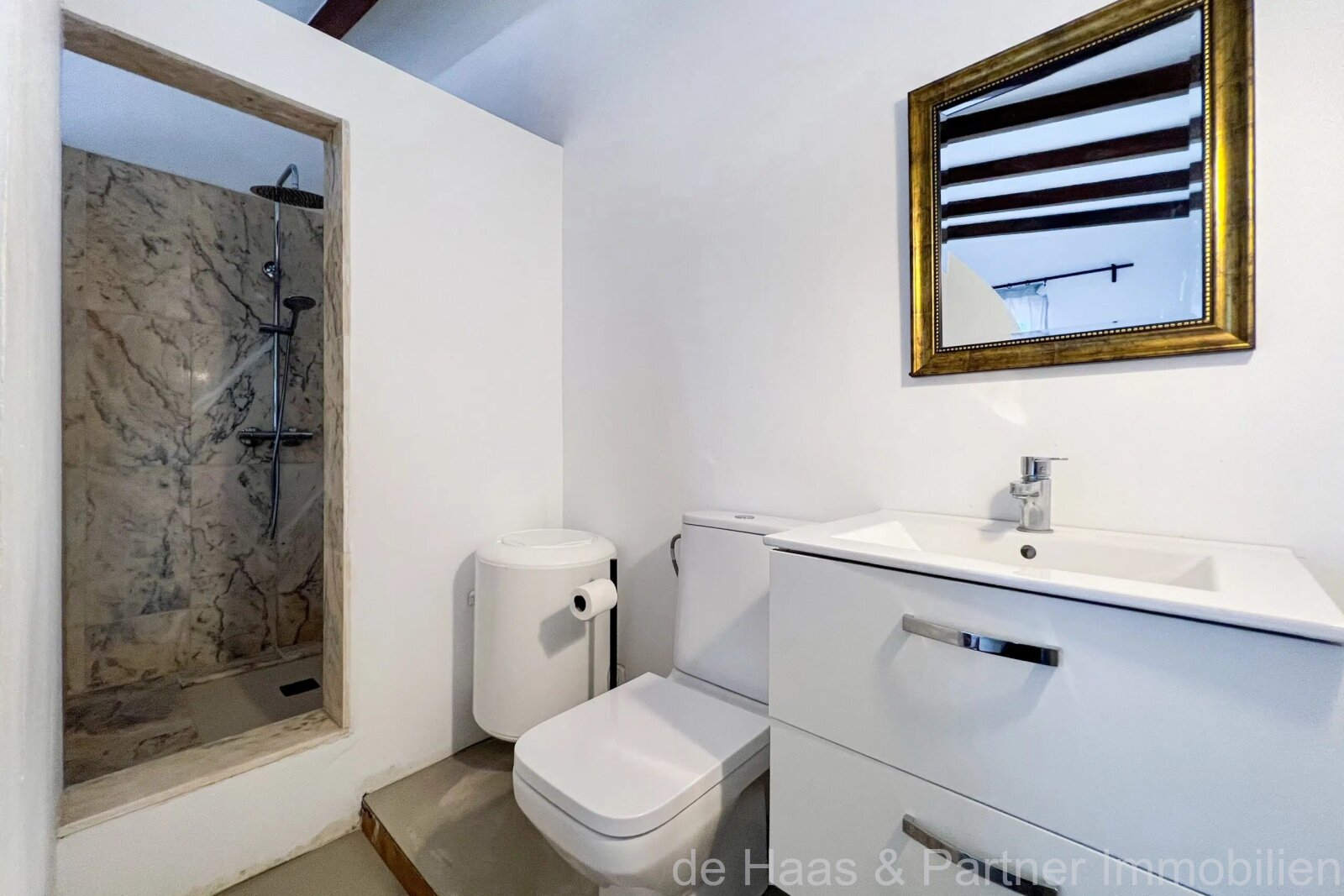 Finca señorial a poca distancia a pie del pueblo de Capdepera y con mucha privacidad