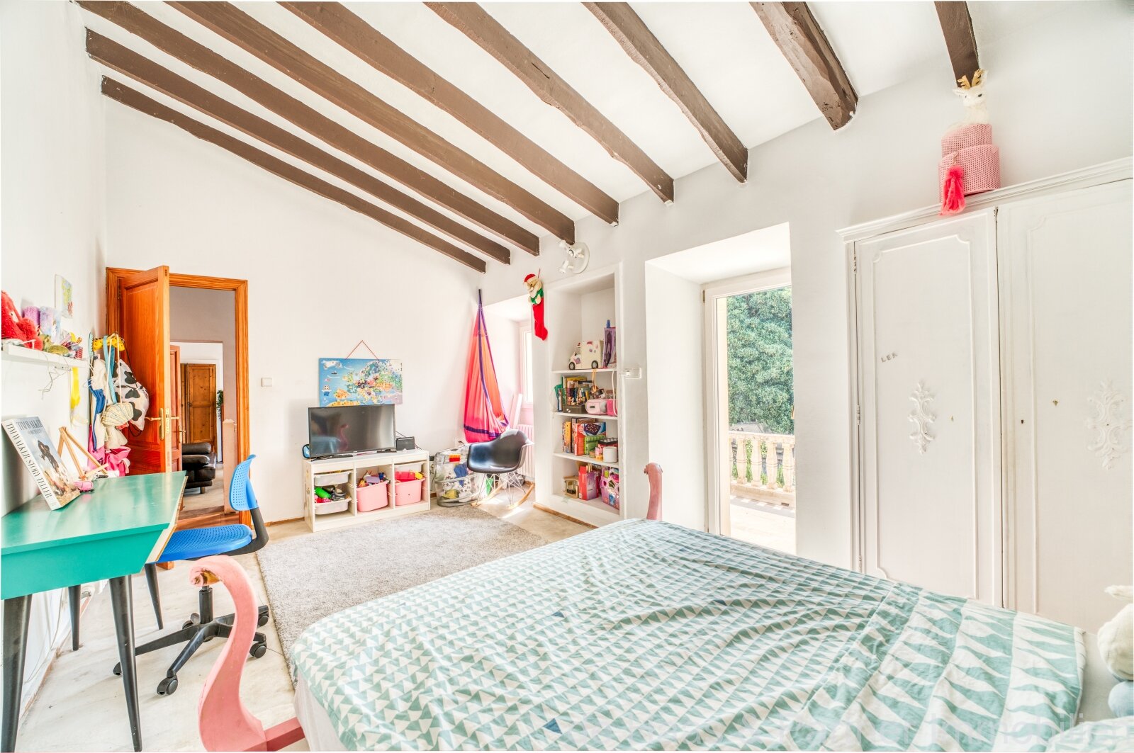 Finca señorial a poca distancia a pie del pueblo de Capdepera y con mucha privacidad