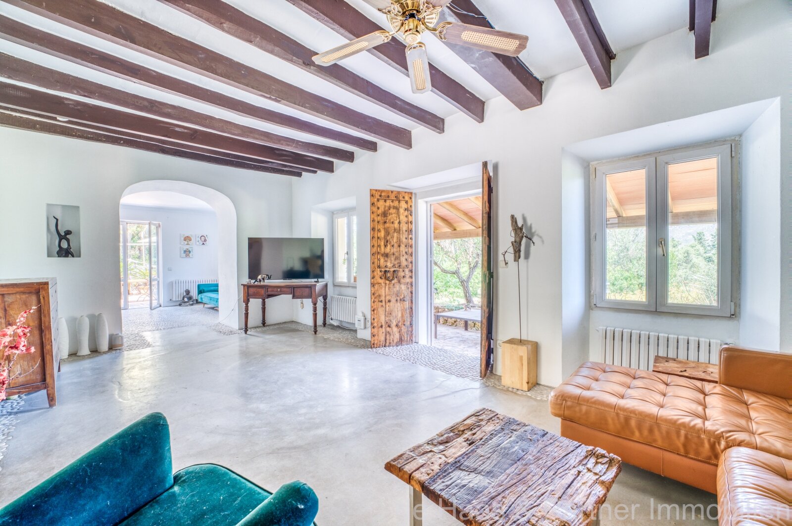 Finca señorial a poca distancia a pie del pueblo de Capdepera y con mucha privacidad