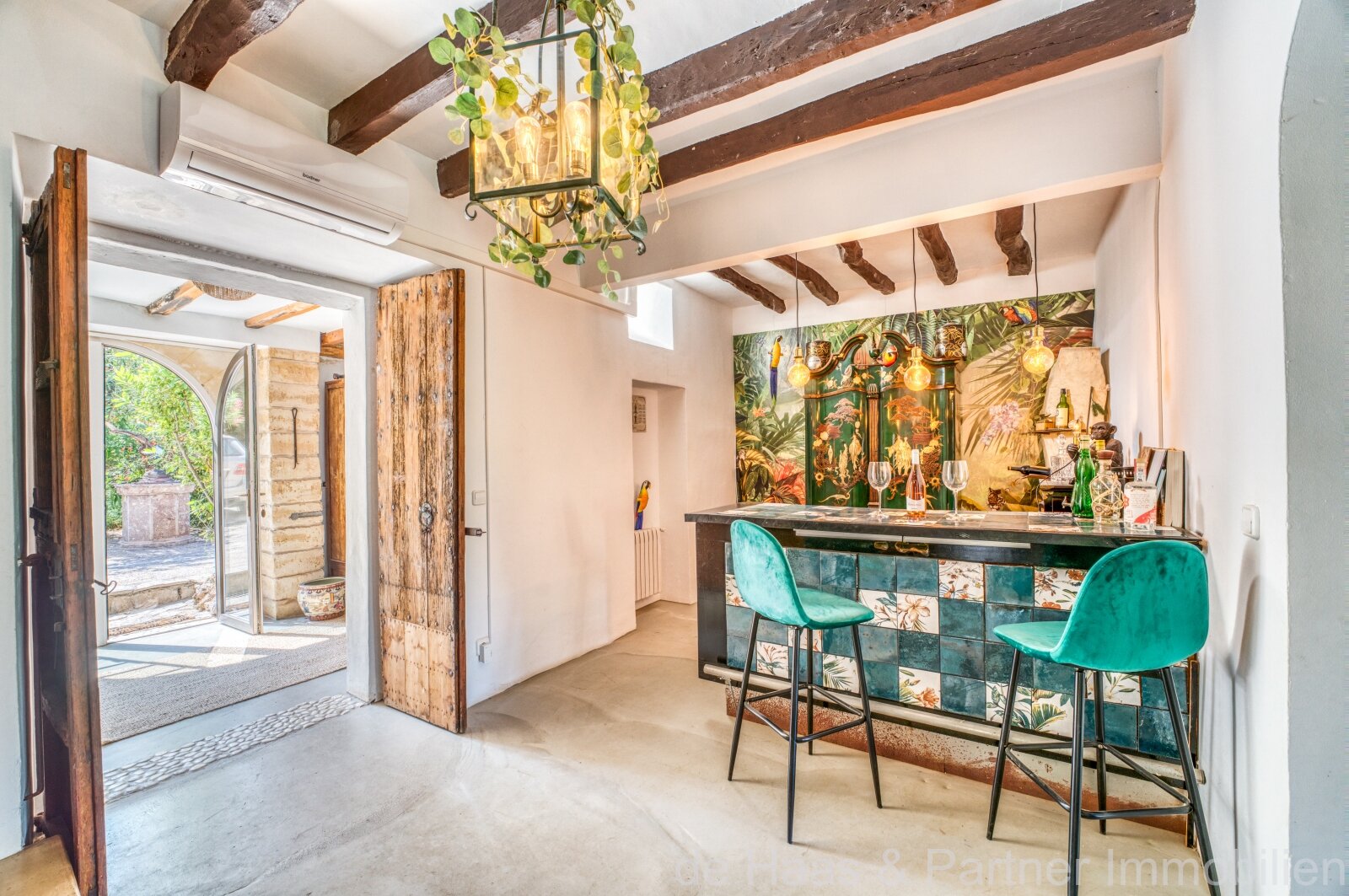 Finca señorial a poca distancia a pie del pueblo de Capdepera y con mucha privacidad