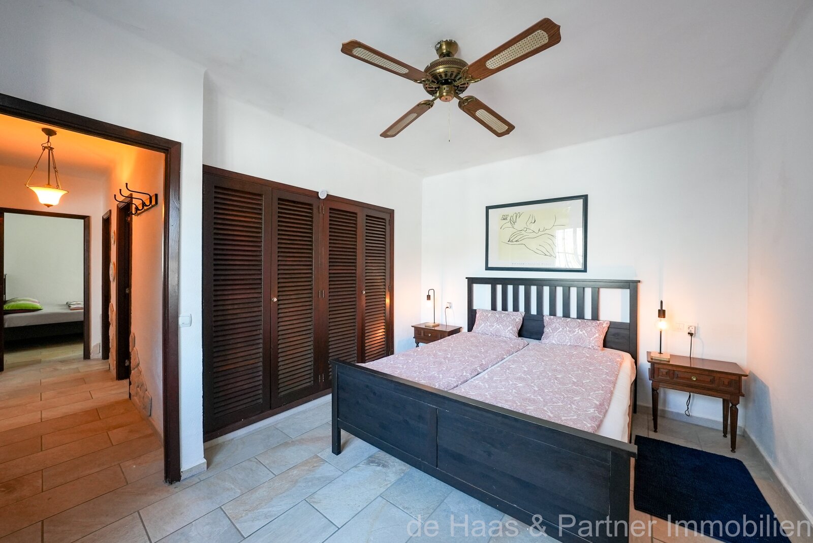 Oportunidad: fantástico apartamento en planta baja con acceso directo al mar y a la playa