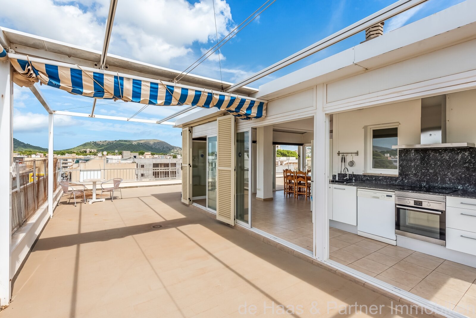 Fantástico ático en Cala Ratjada con vistas al puerto y al mar